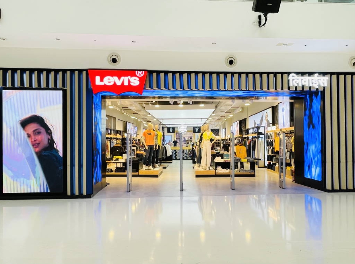 Levi's